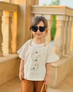 تیشرت آستین چین دار سفید طرح بالرین