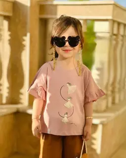 تیشرت آستین چین دار صورتی طرح بالرین