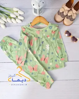 ست بلوز و شلوار ریلی سبز طرح گل و پروانه