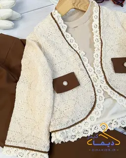 ست سه تکه کراپ و تاپ و شلوار کرم قهوه ای طرح گیپور