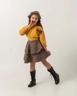 ست سه تکه کراپ و دامن و کلاه خردلی طرح پیچازی