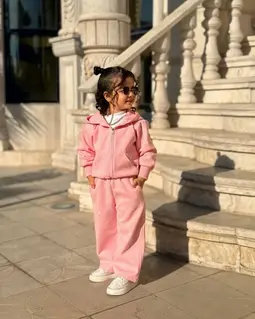 ست سوییشرت و شلوار صورتی طرح نگین