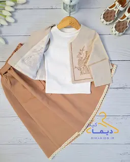 ست کت دامن همراه تاپ کرم نسکافه ای طرح سوزندوزی 