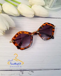 عینک دخترانه رنگی طرح پنج ضلعی دسته استیل