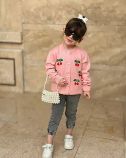 ژاکت جلو دکمه صورتی طرح گیلاس برجسته