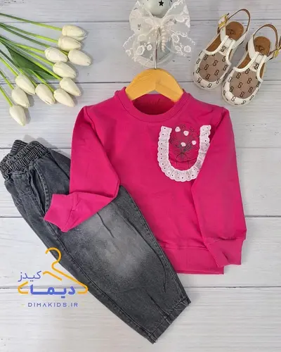 ست بلوز و شلوار دورس سرخابی شلوار جین زغال سنگی طرح جیب دانتلی