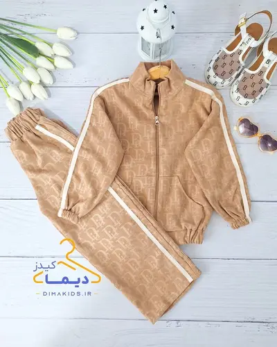 ست سویشرت و شلوار نسکافه ای روشن طرح دیور