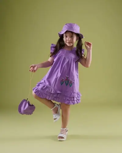 پیراهن سه تکه پایین چین سوسنی طرح گلدوزی 