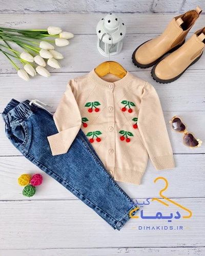 ژاکت جلو دکمه کرم طرح گیلاس برجسته