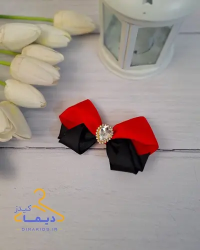 گلسر پاپیون مشکی قرمز طرح نگین الماسی بهار